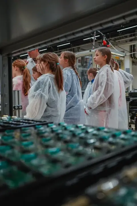 Werksführung beim QUNDIS Girlscamp 2026