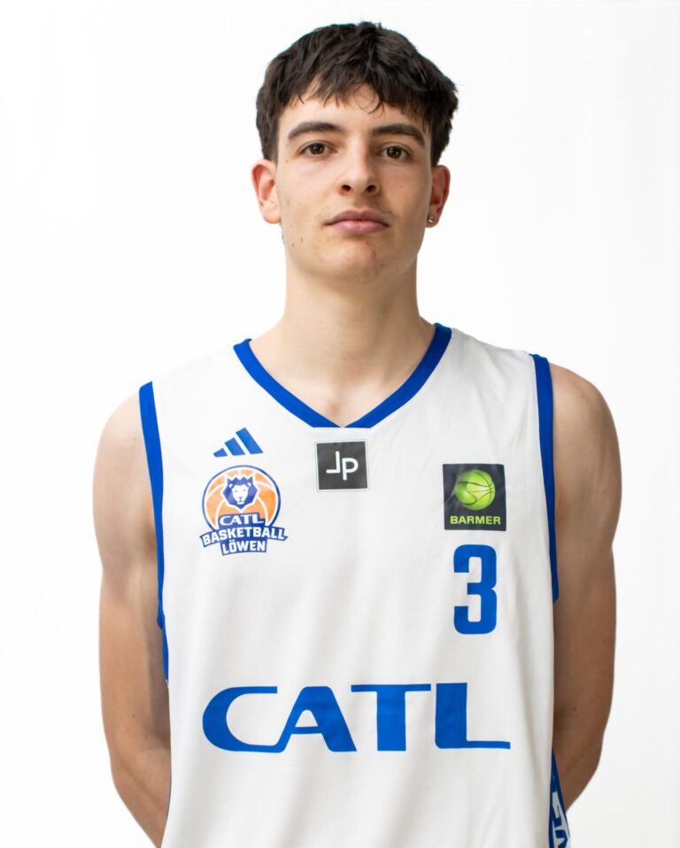 Léonar Fliege Léonar Fliege