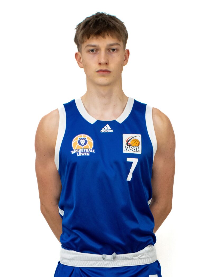 Lasse-Neo Kiraly Lasse-Neo Kiraly